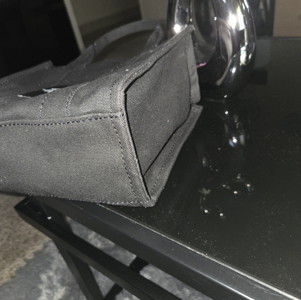 Marc Jacobs Small Tote Bag - Picture 9 of 9
